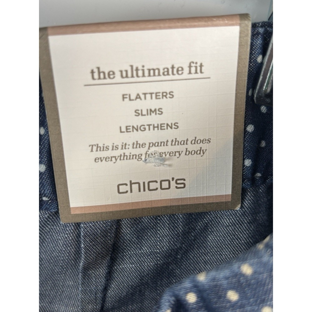 Chico's Women's Bermuda Shorts Sz Medium Short Blue Polka Dot‎ Ultimate Fit - Picture 8 of 10